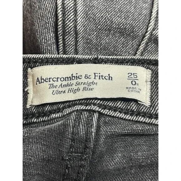 Abercrombie & Fitch The Ankle Straight Ultra High Rise Black Size 25/0R Bin11 - Picture 2 of 7